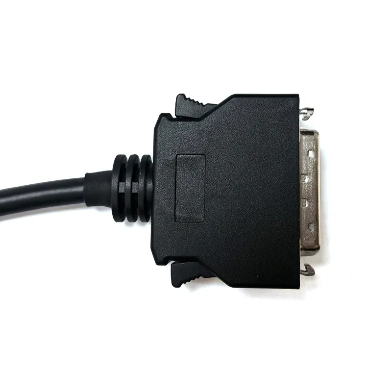 Rangkaian Wayar Transmisi Isyarat Perisikan Industri SCSI